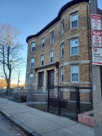 182 Walnut Ave 2, Boston, MA 02119