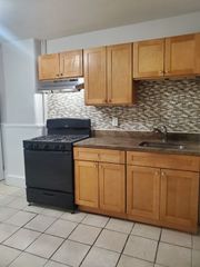 182 Walnut Ave 2, Boston, MA 02119