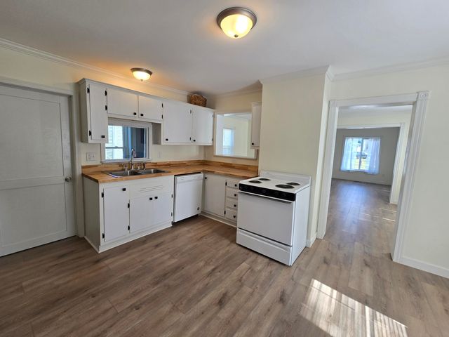 64 Union Street, Hillsdale City, MI 49242