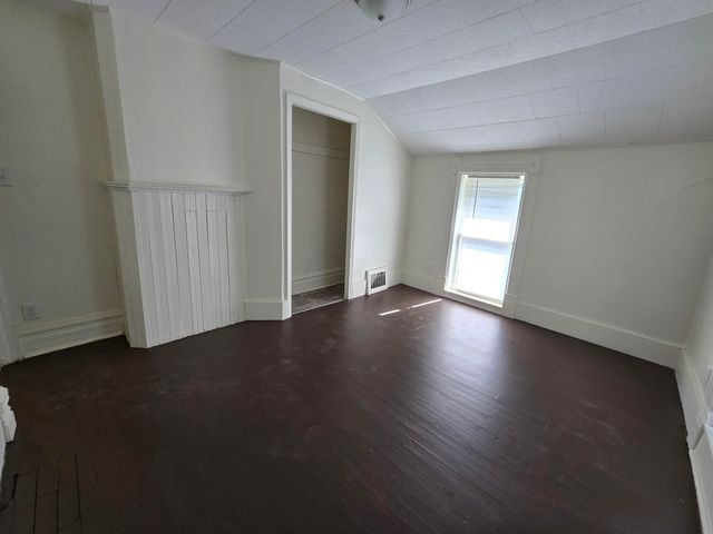 64 Union Street, Hillsdale City, MI 49242