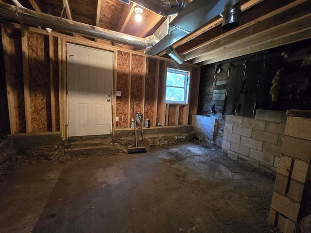 64 Union Street, Hillsdale City, MI 49242