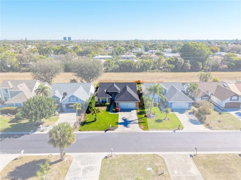 15068 Cloverdale DR, FORT MYERS, FL 33919 — photo 2