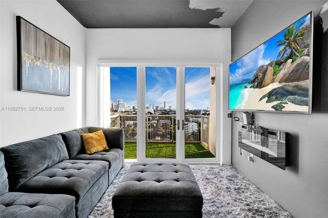 10 SW South River Dr 1109, Miami, FL 33130