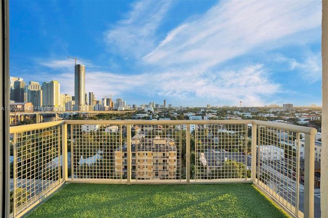 10 SW South River Dr 1109, Miami, FL 33130