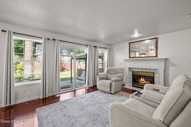5168 E River PL, Post Falls, ID 83854