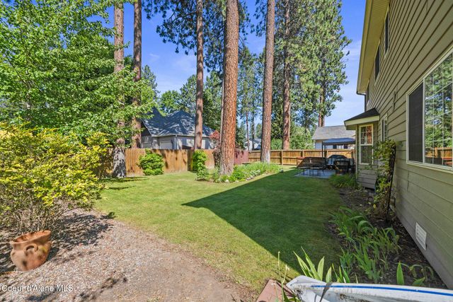 5168 E River PL, Post Falls, ID 83854