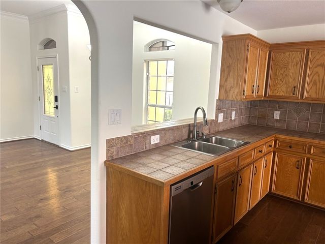 6622 Vienna Dr, Corpus Christi, TX 78414