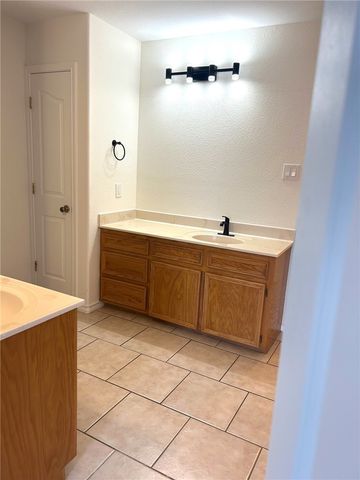 6622 Vienna Dr, Corpus Christi, TX 78414