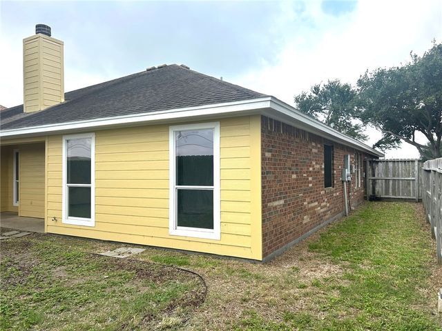 6622 Vienna Dr, Corpus Christi, TX 78414