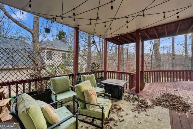 302 Mosswood Court, Woodstock, GA 30189