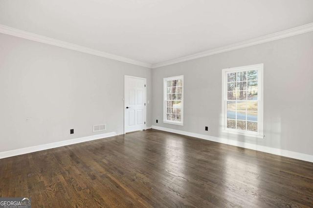 302 Mosswood Court, Woodstock, GA 30189