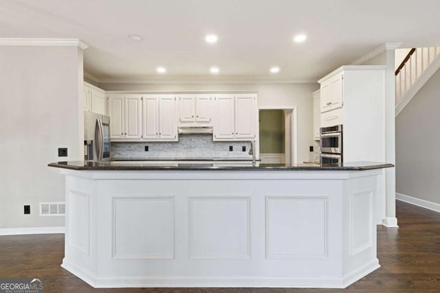 302 Mosswood Court, Woodstock, GA 30189