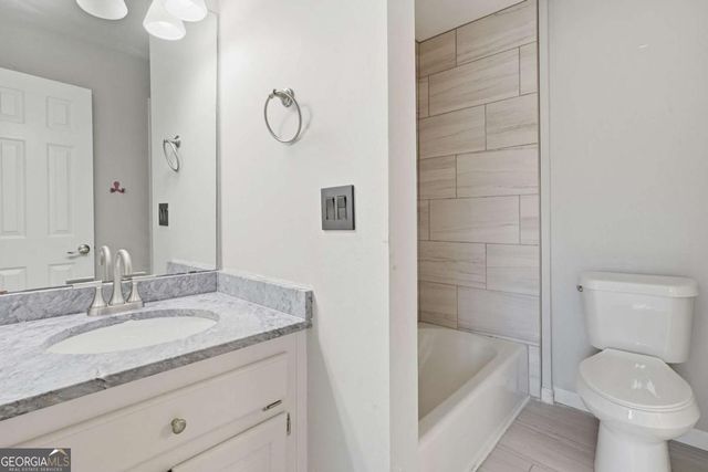 302 Mosswood Court, Woodstock, GA 30189