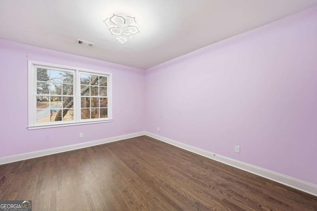 302 Mosswood Court, Woodstock, GA 30189