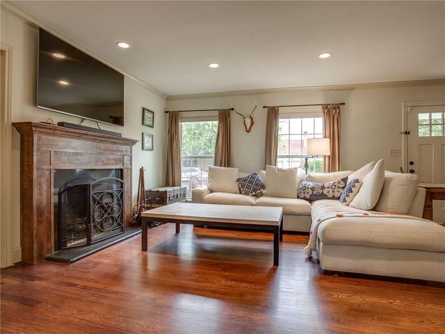 5018 Wenonah Drive, Dallas, TX 75209