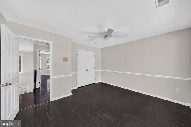 28 BROOKSHIRE DR, Warrenton, VA 20186