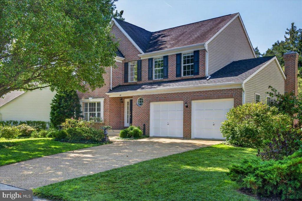28 BROOKSHIRE DR, Warrenton, VA 20186