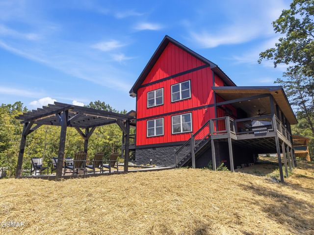 606 Cedar Road, Pigeon Forge, TN 37863