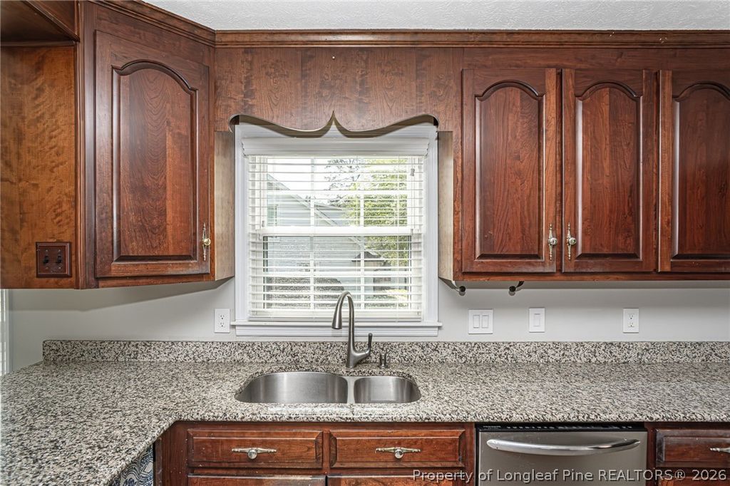 6856 Uppingham Road, Fayetteville, NC 28306 — photo 14