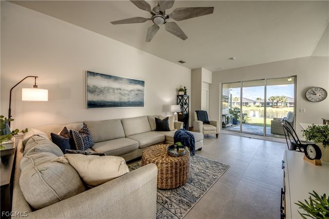 2625 Clairfont CT, Cape Coral, FL 33991