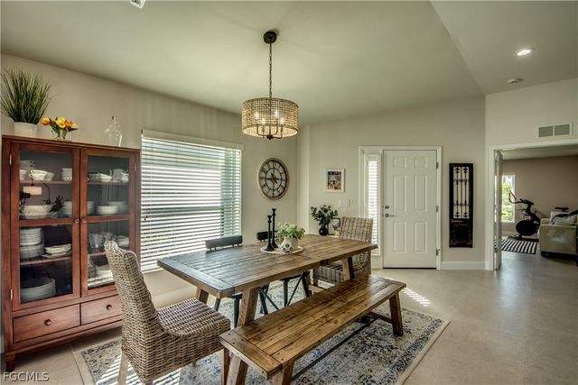 2625 Clairfont CT, Cape Coral, FL 33991