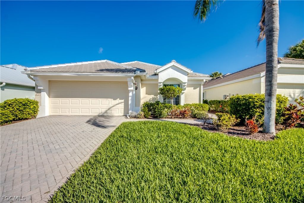 2625 Clairfont CT, Cape Coral, FL 33991