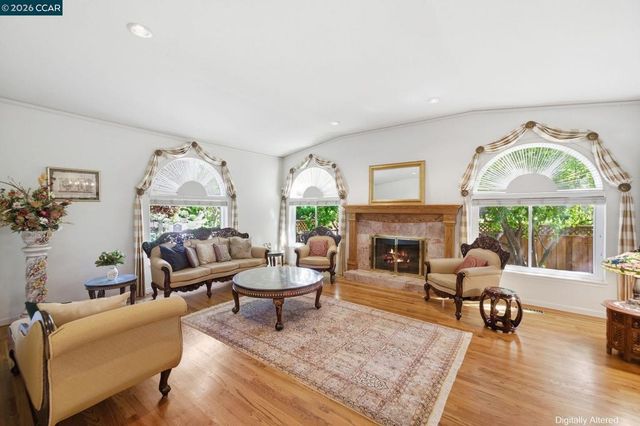 2426 Heritage Oaks Dr, Alamo, CA 94507