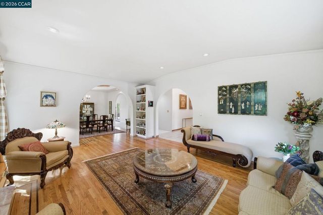 2426 Heritage Oaks Dr, Alamo, CA 94507