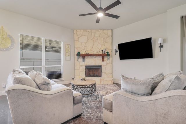 1009 Pecan Glen Drive, Melissa, TX 75454