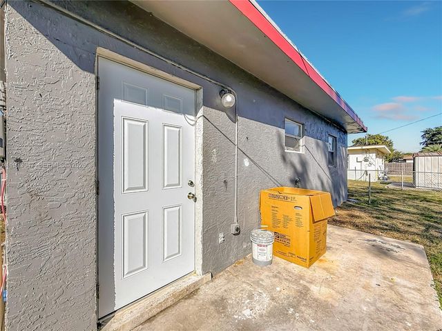 2408 NW 8th St 0, Pompano Beach, FL 33069