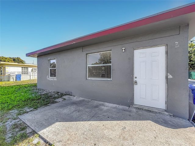 2408 NW 8th St 0, Pompano Beach, FL 33069