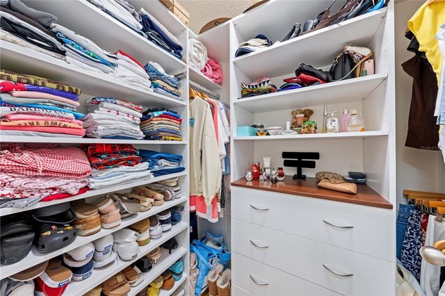 3110 KEYSTONE POINTE COURT, St Cloud, FL 34772