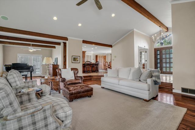 17230 E Franscella Ln, Ripon, CA 95366