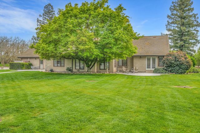 17230 E Franscella Ln, Ripon, CA 95366