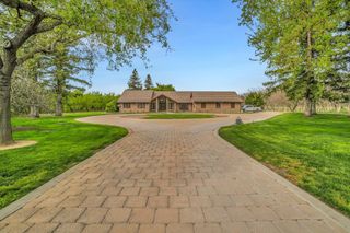 17230 E Franscella Ln, Ripon, CA 95366