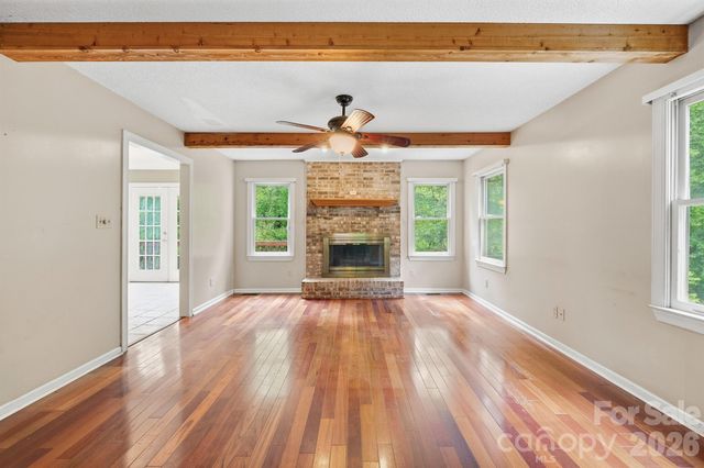 1227 Shirebourn None, Hickory, NC 28602