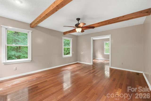 1227 Shirebourn None, Hickory, NC 28602