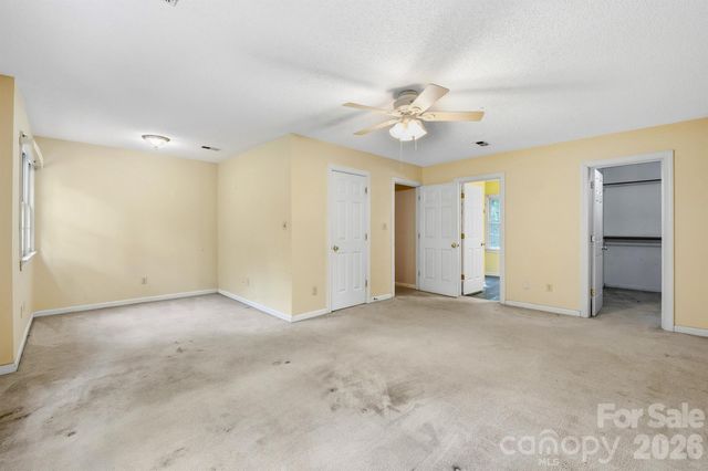 1227 Shirebourn None, Hickory, NC 28602