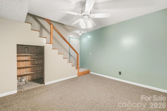 1227 Shirebourn None, Hickory, NC 28602