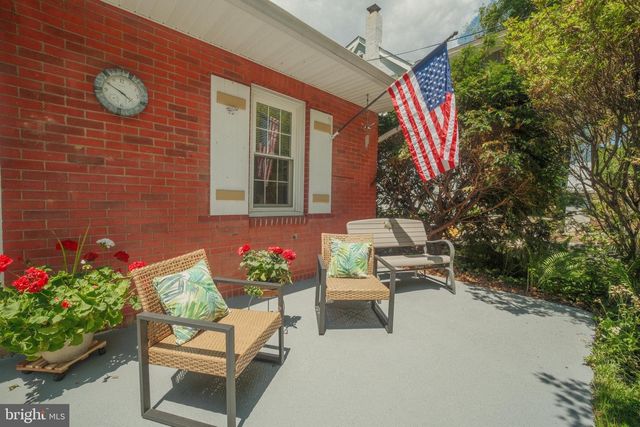 606 CENTENNIAL AVE, Media, PA 19063