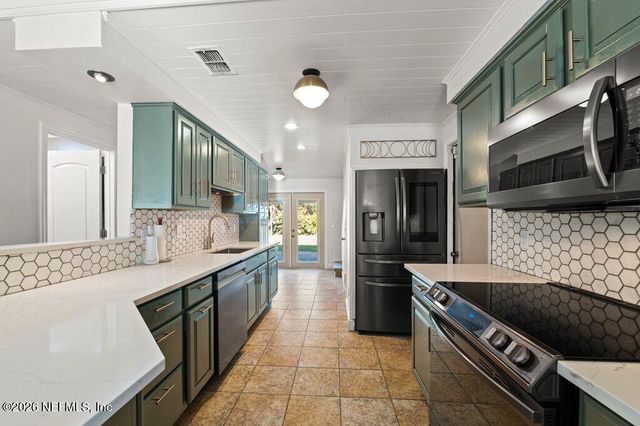 1810 KINGS Way, Neptune Beach, FL 32266