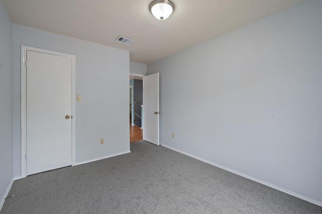 13812 Lothian DR, Pflugerville, TX 78660