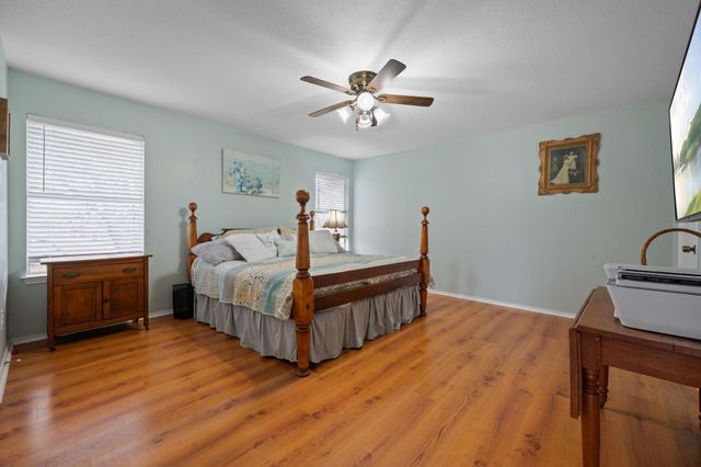 13812 Lothian DR, Pflugerville, TX 78660