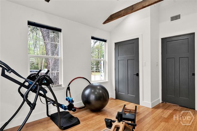 521 Rose Dhu Road, Savannah, GA 31419