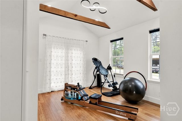 521 Rose Dhu Road, Savannah, GA 31419