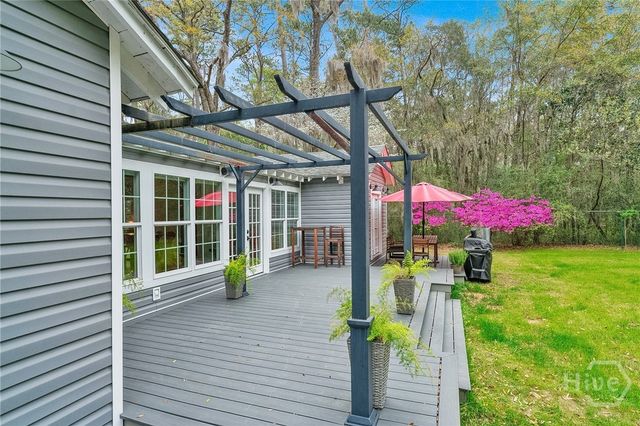 521 Rose Dhu Road, Savannah, GA 31419