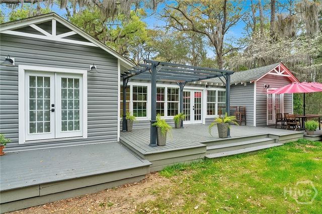 521 Rose Dhu Road, Savannah, GA 31419