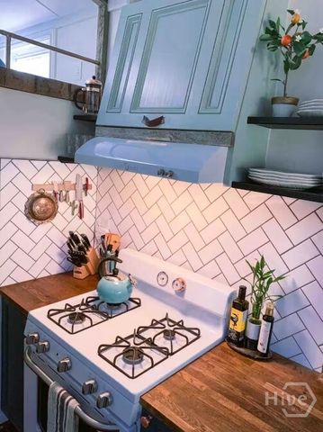 521 Rose Dhu Road, Savannah, GA 31419