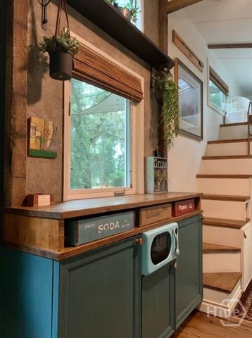 521 Rose Dhu Road, Savannah, GA 31419