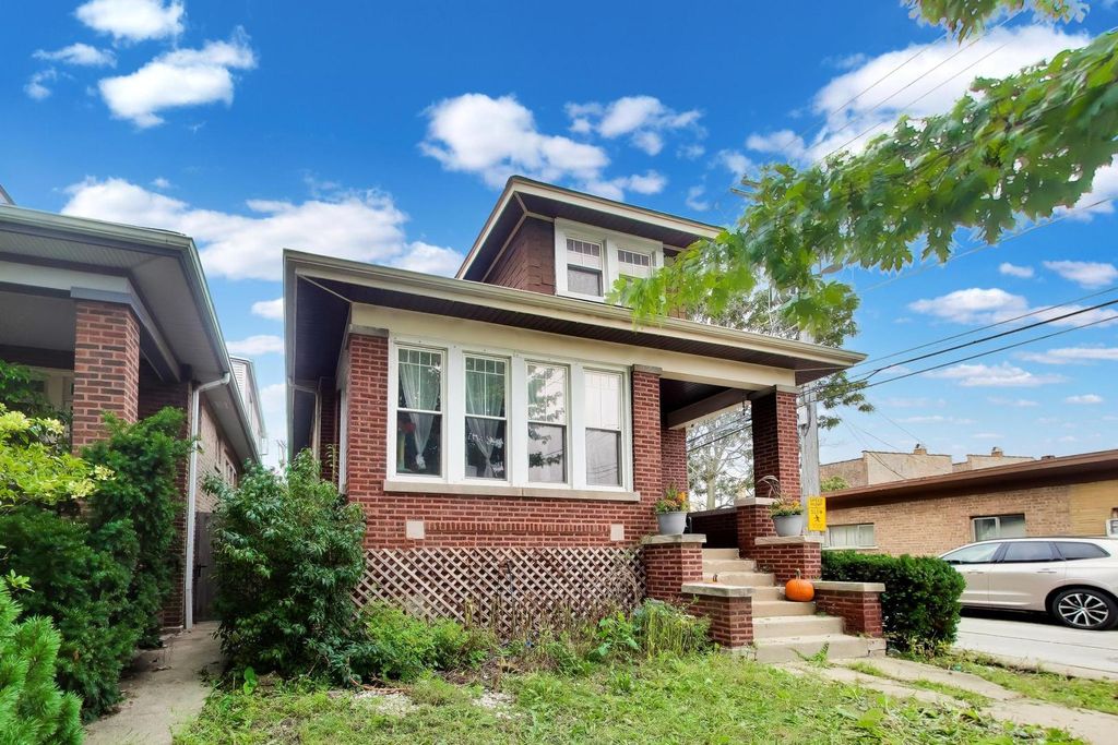 4815 N Tripp Avenue, Chicago, IL 60630 — exterior